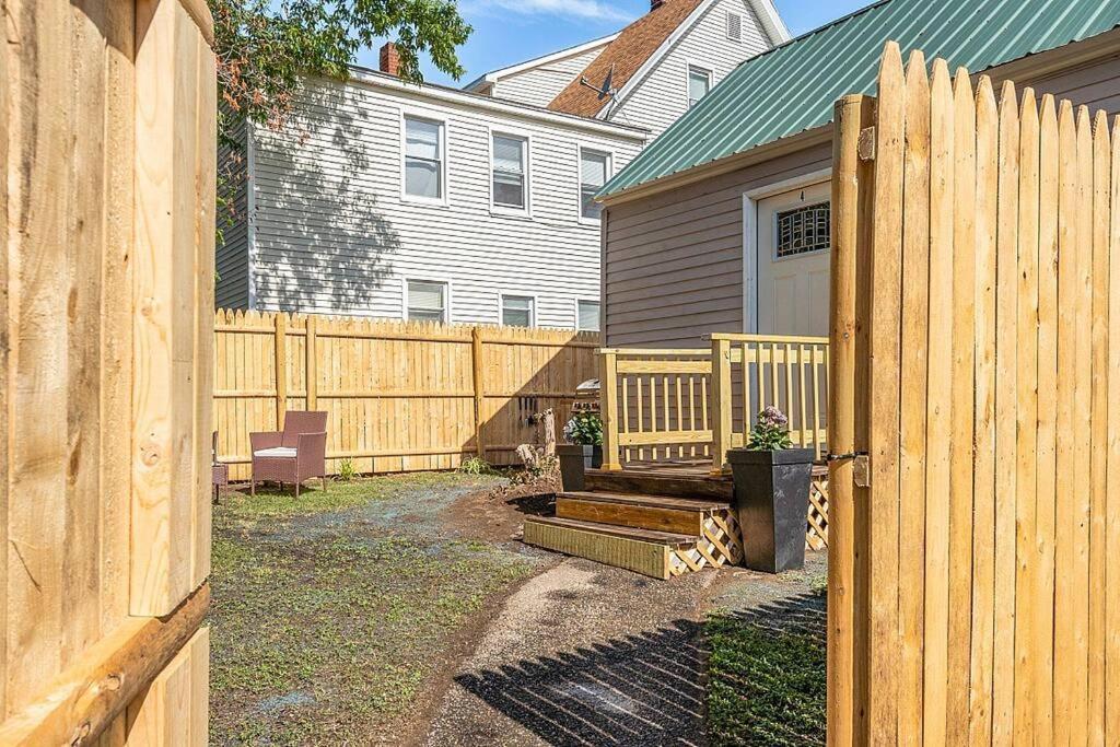 New!! Lovely Unit W/ Private Hot Tub And Patio! Laconia Kültér fotó