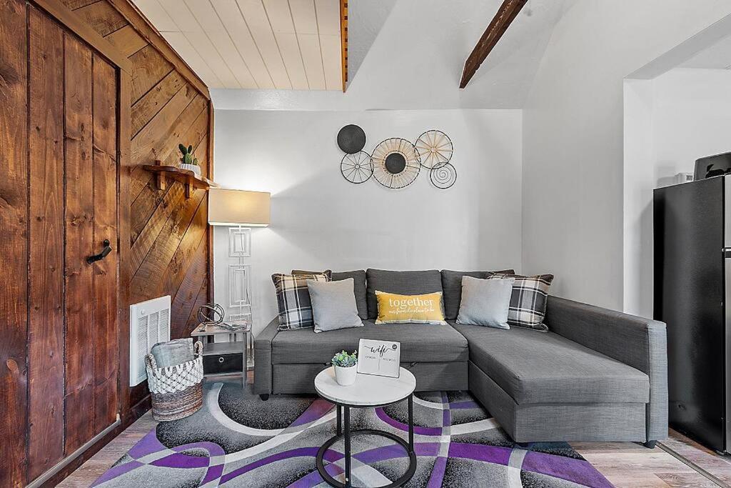 New!! Lovely Unit W/ Private Hot Tub And Patio! Laconia Kültér fotó